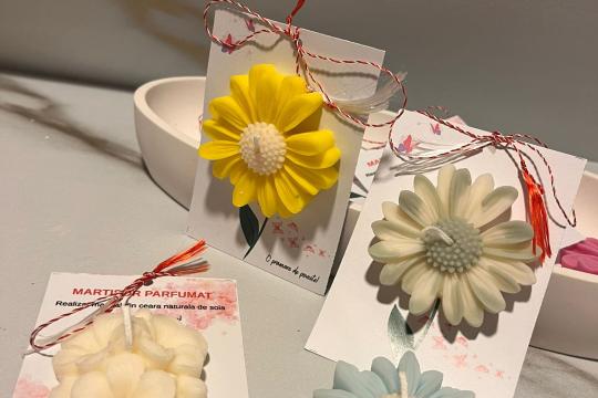 Mărțișor Margaretă Parfumată - Lumânare din Ceară de Soia, Handmade, Personalizabil
