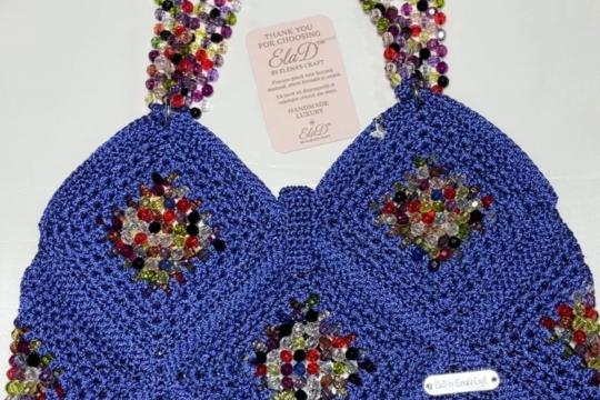 Top handmade croșetat ElaD™ albastru cu aplicații multicolore – model unicat premium